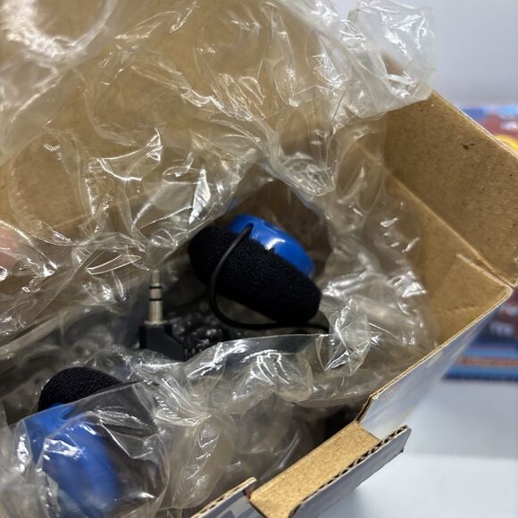 M&M Red Blue Character Collector Edition Scuba Diver Radio with Headphones Lot 2 - Picture 9 of 9